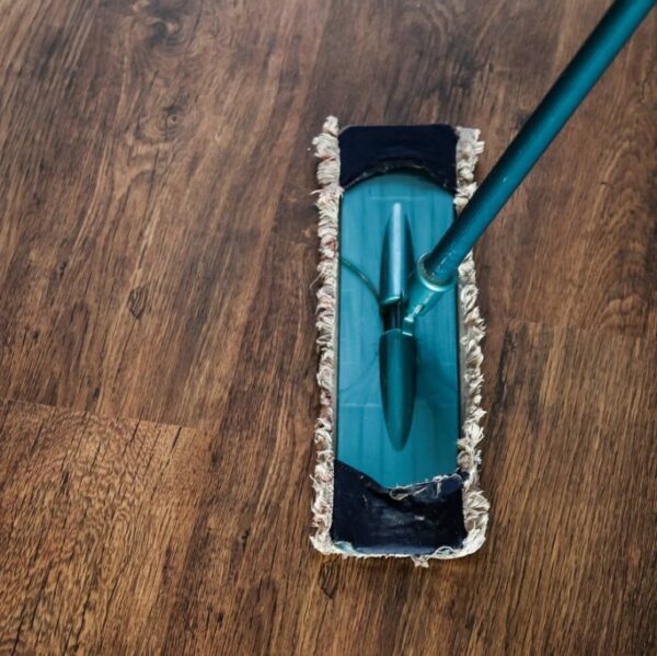 cleaning, washing, mop-268107.jpg